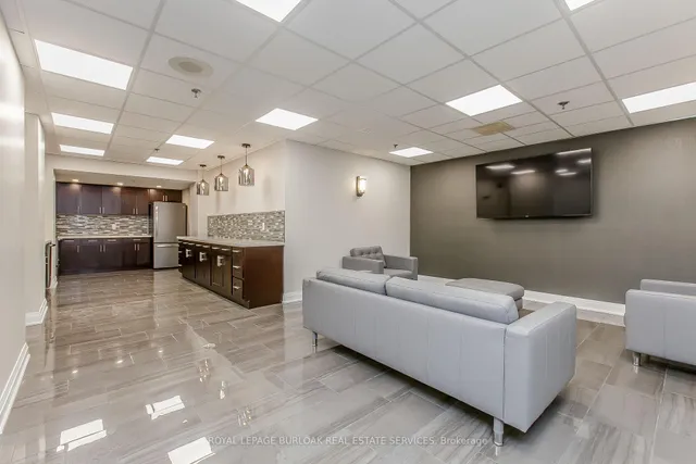 Additional image 33 of 1276 Maple Crossing Blvd Unit 212