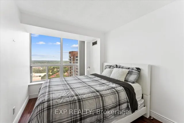 房产图片 21 - 400 Mclevin Ave 单元 1807