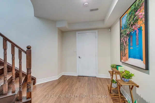 Additional image 37 of 2336 Thruxton Dr