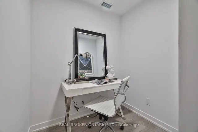 Additional image 28 of 1926 Lake Shore Blvd Unit 2006