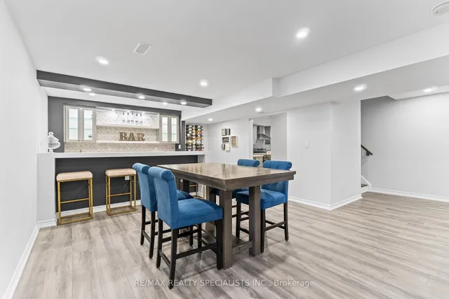 Additional image 41 of 21 Lauderhill Rd