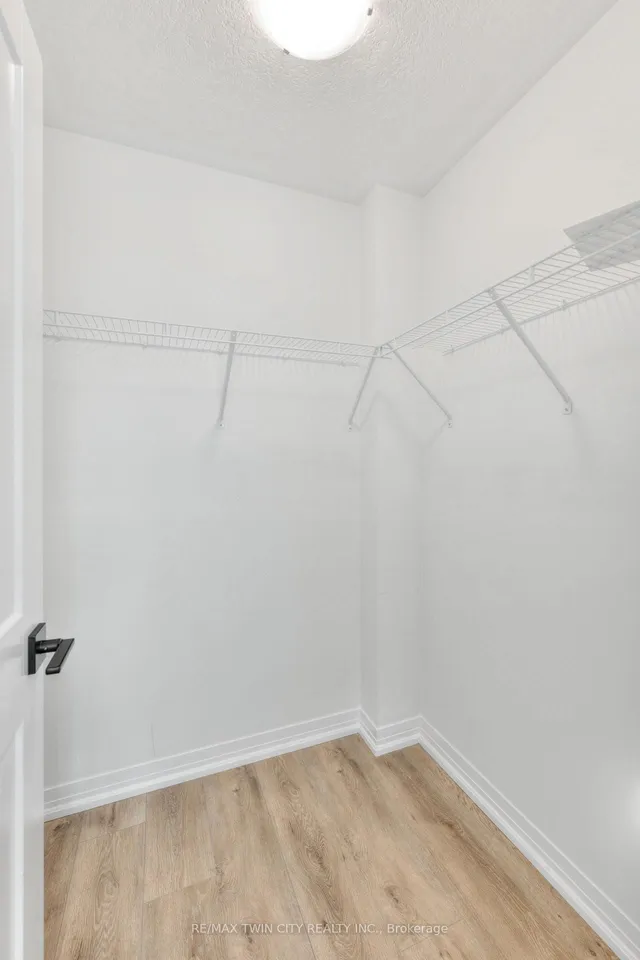 Additional image 30 of 261 Woodbine Ave Unit 86