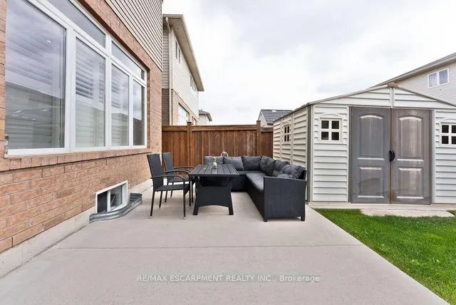 Additional image 40 of 67 Bellroyal Cres