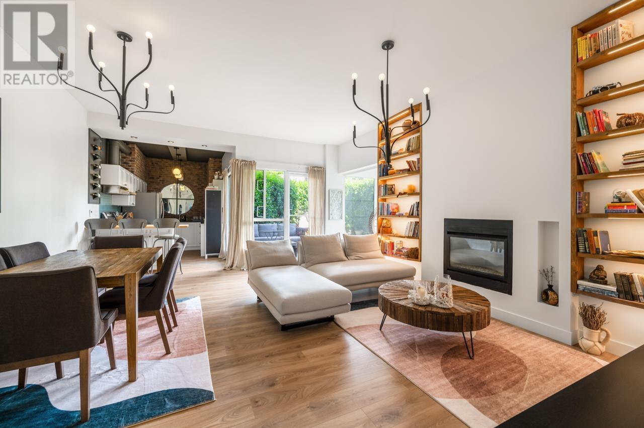 102 410 CARNARVON STREET|New Westminster, British Columbia V3L5N9