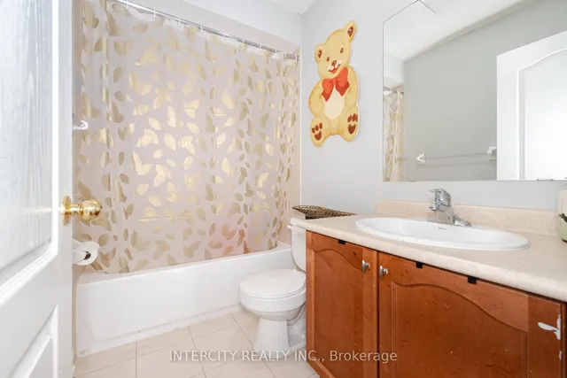 Additional image 32 of 30 Pape Dr