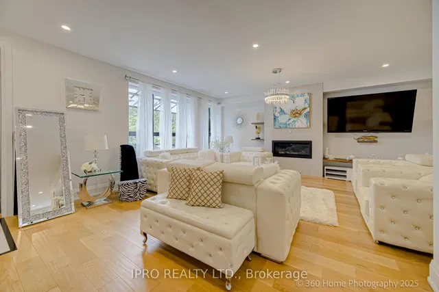 Additional image 13 of 238 Renforth Dr