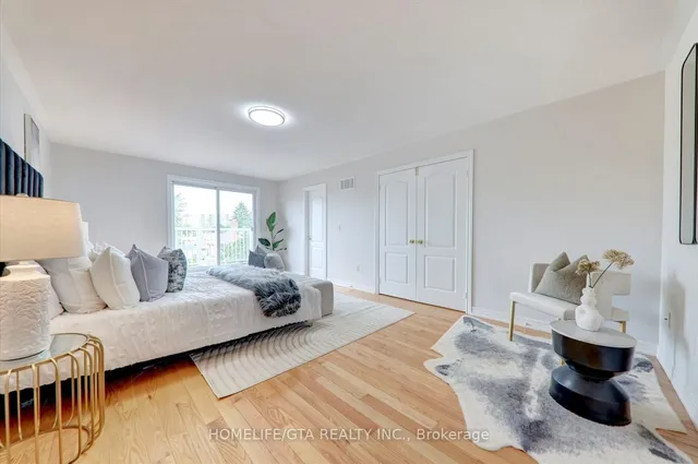 Additional image 30 of 62 Wyper Sq