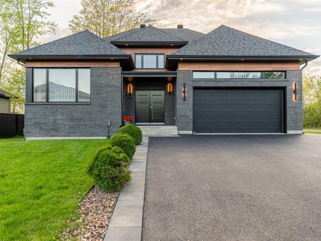 Property image for 3600 Rue Gérard-La Palme|Carignan, Quebec J3L0T3