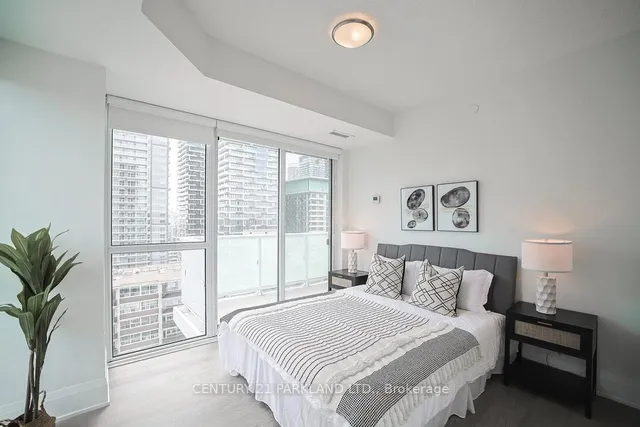 Additional image 19 of 101 Erskine Ave Unit 2207