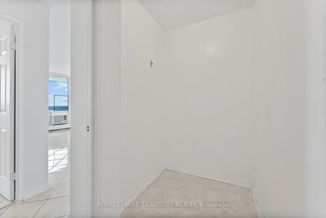 Additional image 18 of 5 San Romanoway Unit #906