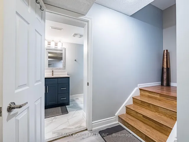 Additional image 28 of 22 Salonica Rd