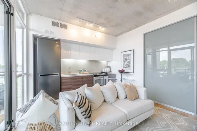 Additional image 14 of 1190 Dundas St Unit 527