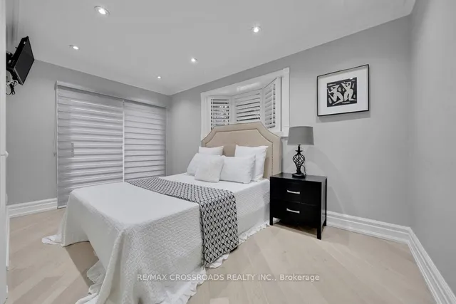 Additional image 23 of 2 Mackinac Cres