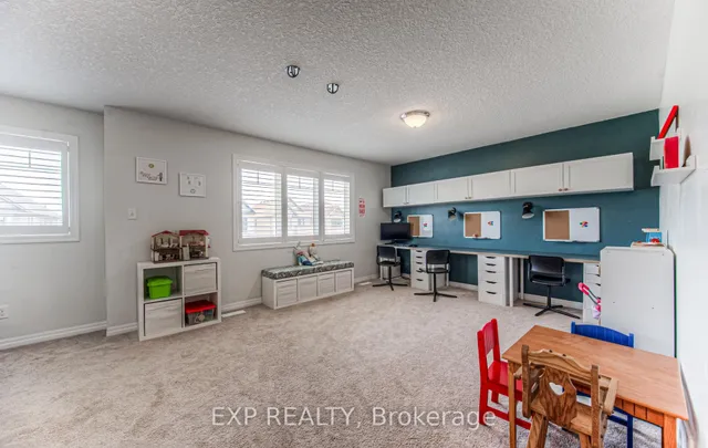 Additional image 26 of 403 Moorlands Cres