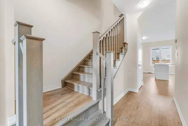 Additional image 6 of 6 Mia Dr