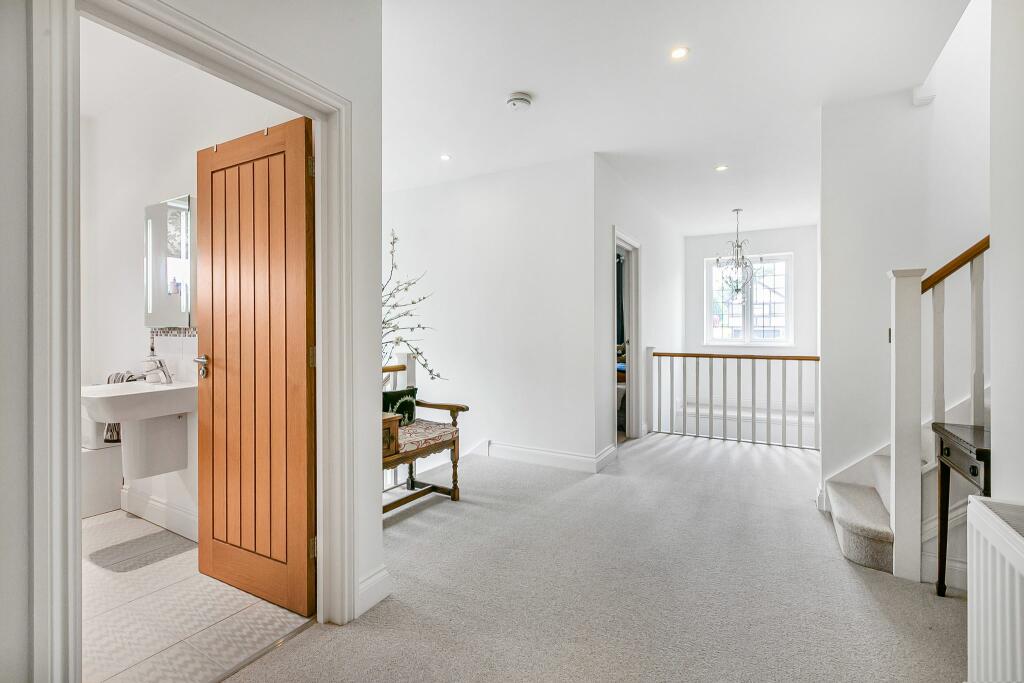 Additional image 22 of Georges Wood Road, Brookmans Park, AL9