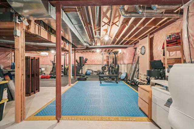 Additional image 34 of 1027 LAIDLAW Dr