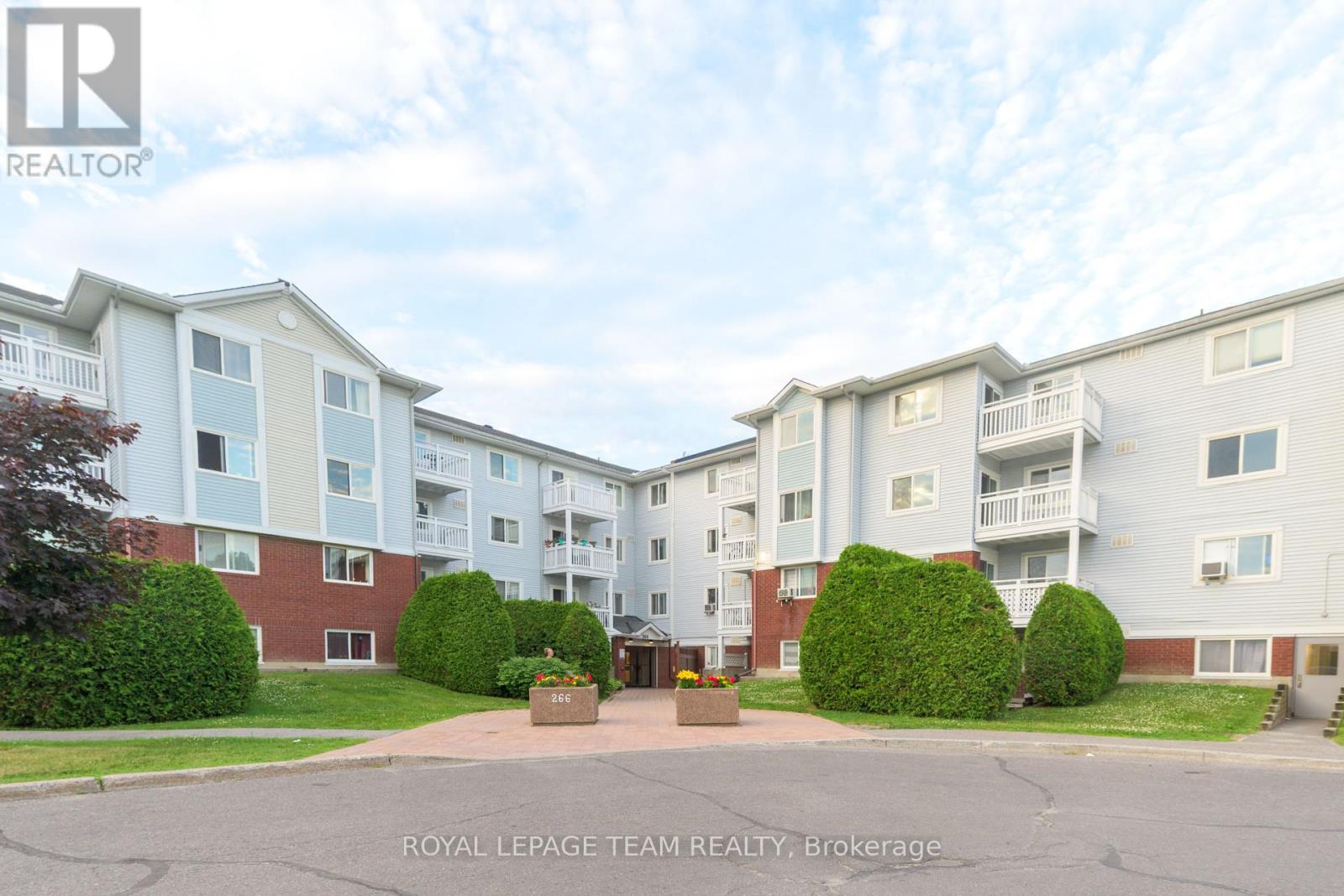 204 - 266 LORRY GREENBERG DRIVE|Ottawa, Ontario K1T3J9