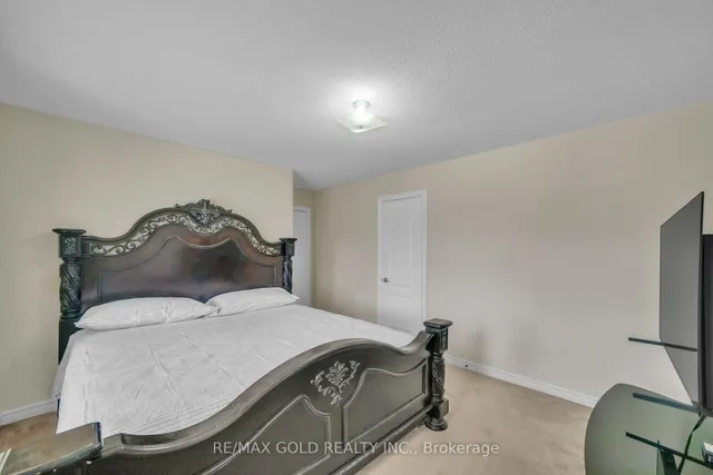 Additional image 32 of 5 Saddler Ave