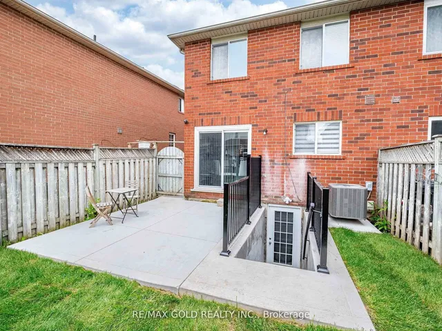 Additional image 39 of 7 Dunlop Crt