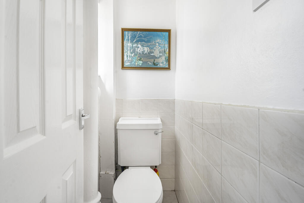 Additional image 11 of Thistle Grove, Welwyn Garden City, Welwyn Hatfield, AL7