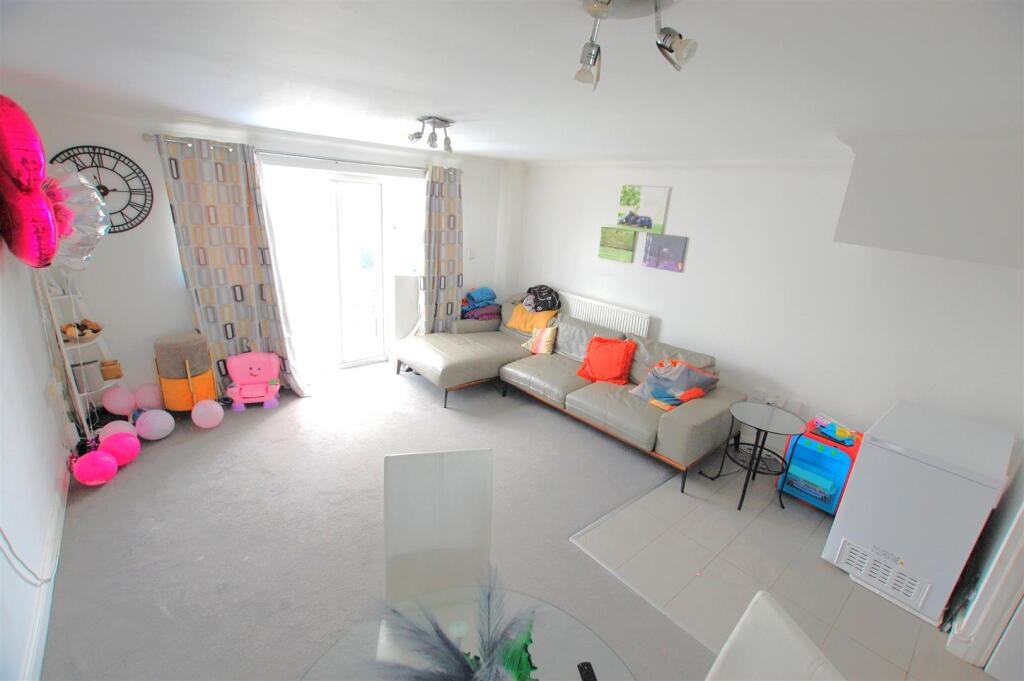 Additional image 3 of Dixons Hill Road, Welham Green