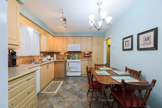 Additional image 5 of 98 North Woodrow Blvd