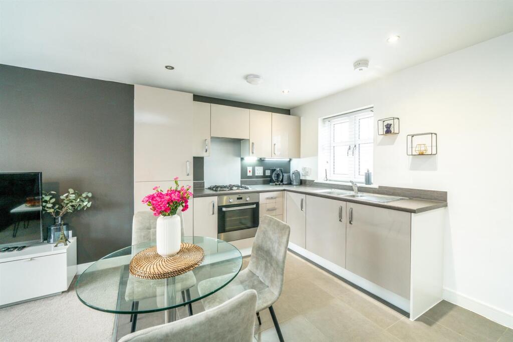 Additional image 8 of Kestrel Way, St. Albans