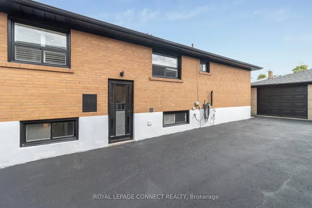 Additional image 40 of 27 Charrington Cres