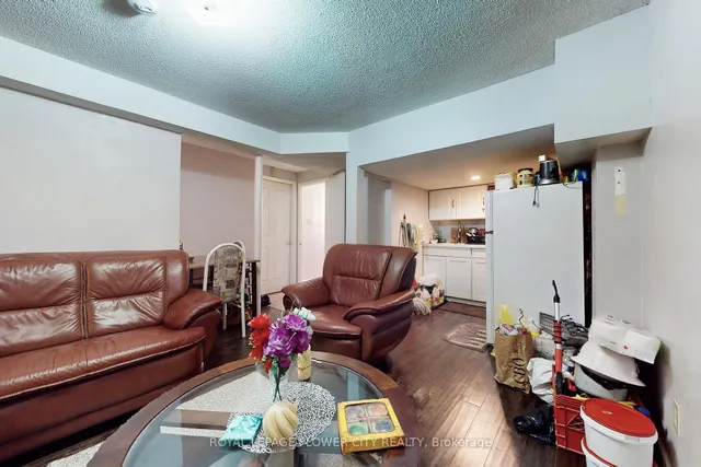 Additional image 29 of 656 Esprit Cres