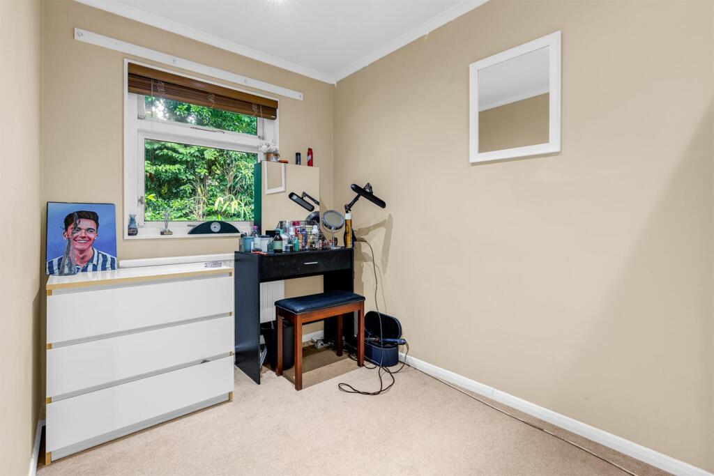 Additional image 11 of Burnham Green Road, Welwyn