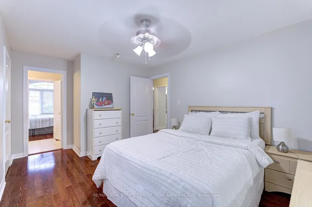 Additional image 34 of 8 Constance St