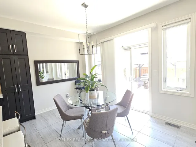 Additional image 20 of 7 Antoine St