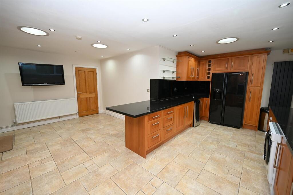 Additional image 6 of Antringham Gardens, Edgbaston, Birmingham