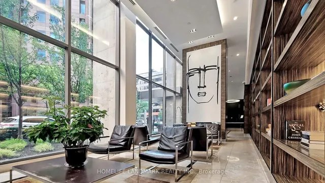 Additional image 3 of 38 Grenville St Unit 807