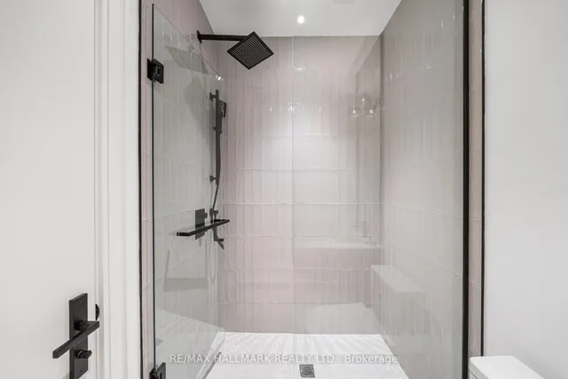 Additional image 32 of 22 Divadale Dr