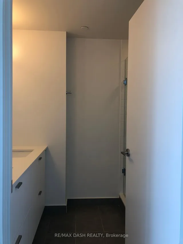 Additional image 24 of 27 Bathurst St Unit 1204W