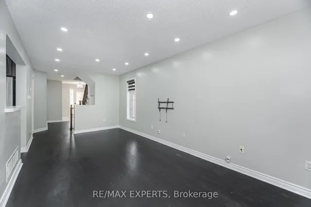 Additional image 5 of 82 Twin Pines Cres