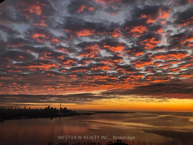 Additional image 4 of 2111 Lake Shore Blvd Unit TH7