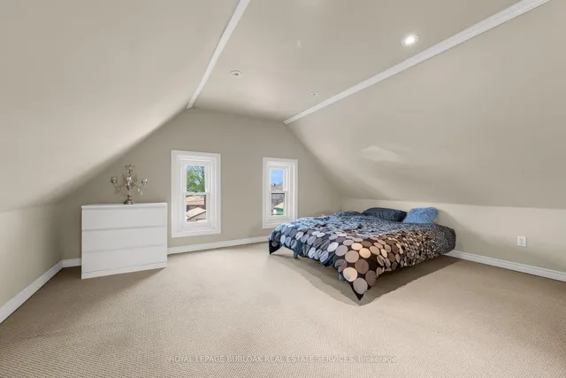 Additional image 22 of 187 Victoria Ave