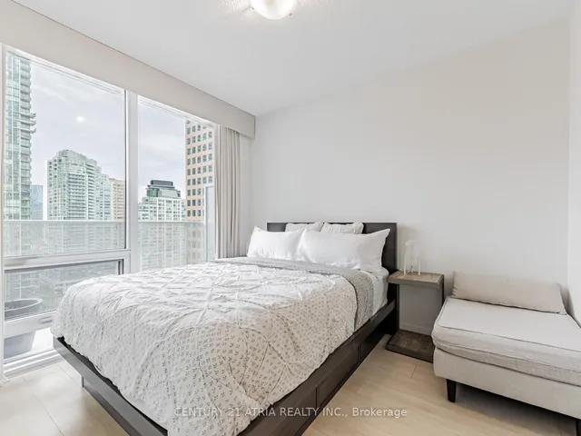 Additional image 12 of 88 Harbour St Unit 1704