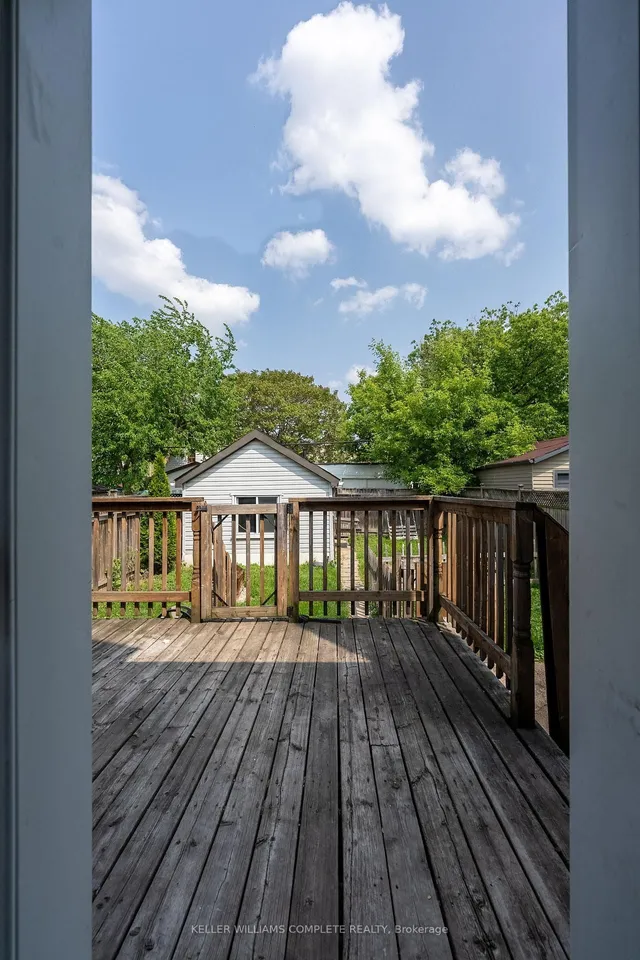 Additional image 35 of 244 Weir St