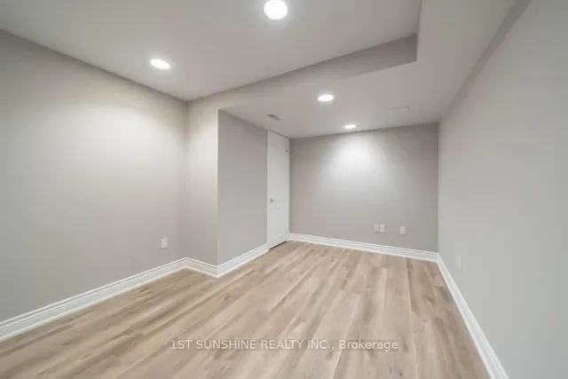 Additional image 31 of 4 Cabriolet Cres