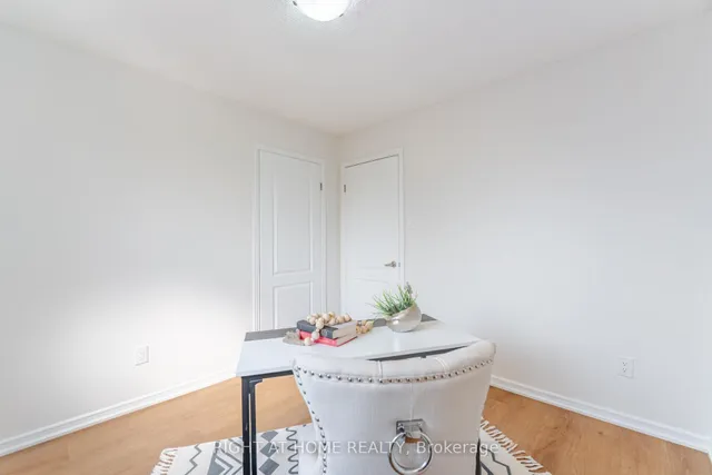 Additional image 30 of 325 Harrowsmith Dr