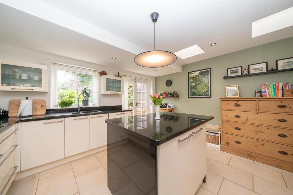 Additional image 11 of Liverpool Road, St. Albans