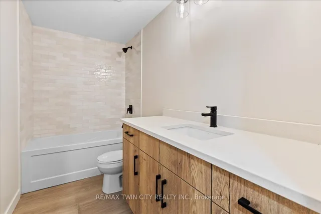 Additional image 18 of 2 Pipers Green Crt