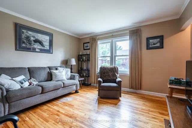 房产图片 10 - 209 东13街