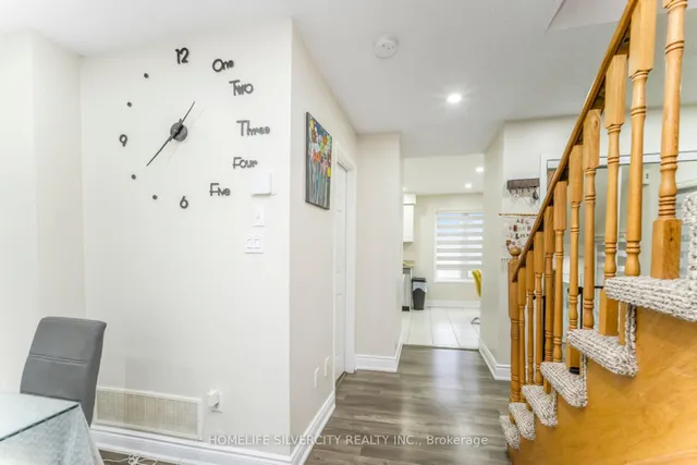 Additional image 17 of 91 Bernard Ave