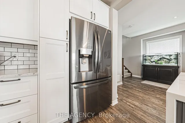 房产图片 12 - 170 Palacebeach Tr 单元 14