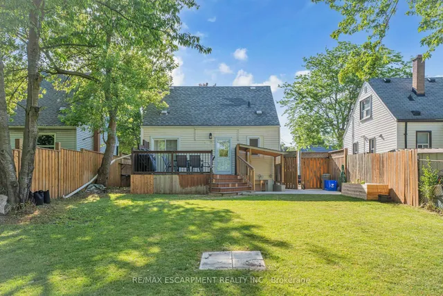 Additional image 33 of 38 Eastvale Pl